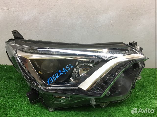 Фара правая Toyota RAV4 2015-нв рестайлинг LED Фара правая Toyota RAV4 2015-нв рестайлинг LED
