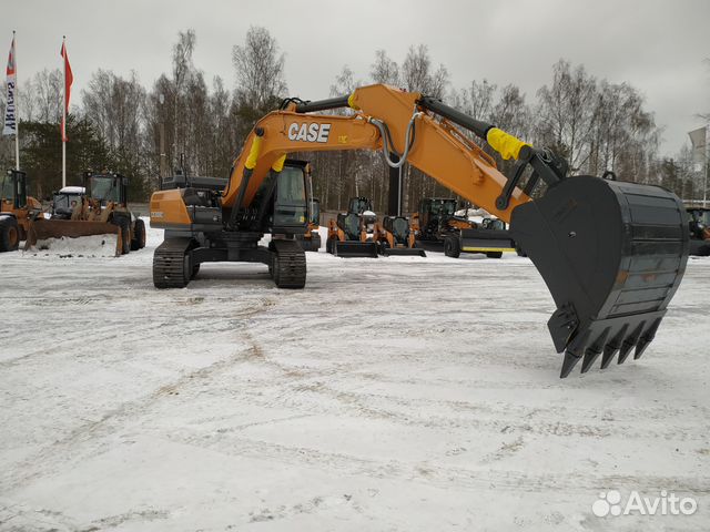 Экскаватор гусеничный case CX300C