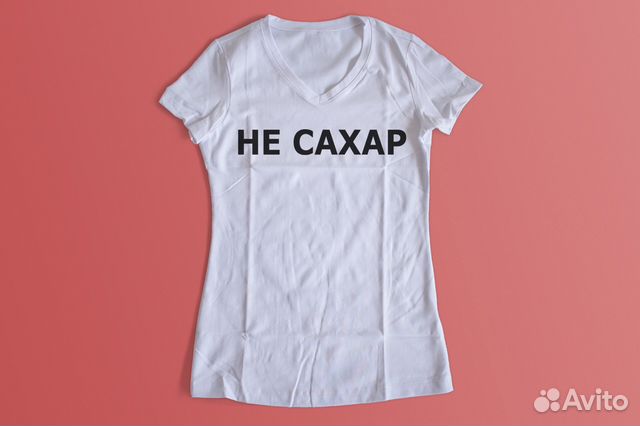 Футболка с модным принтом