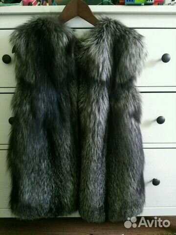 Меховая жилетка