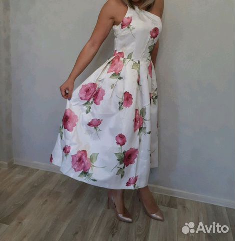 Новое нарядное платье Новое нарядное платье