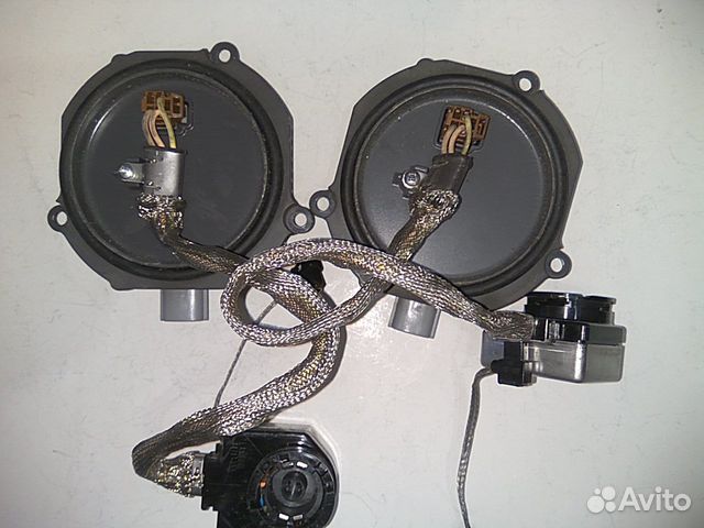 Блок розжига ксенона Subaru Forester Impreza и др Блок розжига ксенона Subaru Forester Impreza и др