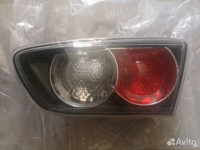 Задние фонари в крышку багажника на lancer 10 рест