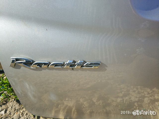 Крышка багажника Toyota Ractis ncp100