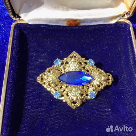 Старая брошь, в идеале. Купила в Лондоне