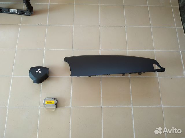 Комплект подушек безопасности Mitsubishi Lancer 10 Комплект подушек безопасности Mitsubishi Lancer 10