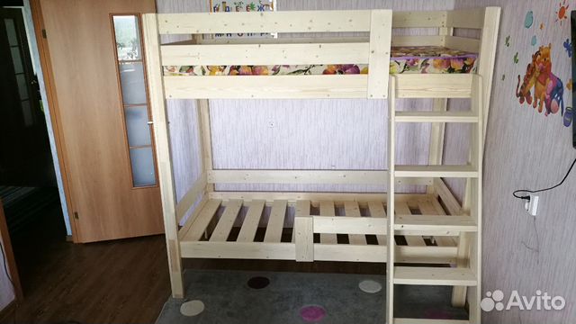 Кровать детская Двухъярусная из натурального дерев