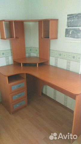 Компьютерный стол