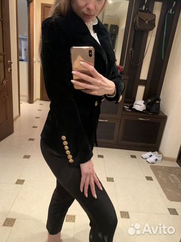 Новый женский велюровый пиджак Balmain Новый женский велюровый пиджак Balmain