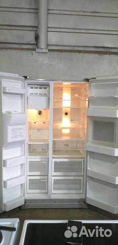 Холодильник SAMSUNG