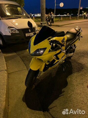 Honda cbr600f4i Honda cbr600f4i