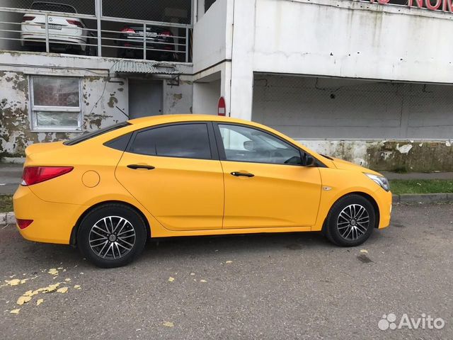 Оклейка авто полная частичная под такси Оклейка авто полная частичная под такси