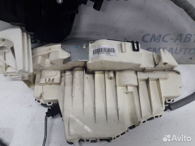 Замок двери передний левый Mercedes S-Klasse W221