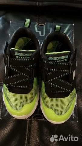 Кроссовки Skechers со светящейся подошвой Кроссовки Skechers со светящейся подошвой