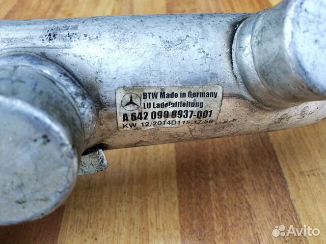 Трубка интеркуллера Mercedes W166 W292 Трубка интеркуллера Mercedes W166 W292