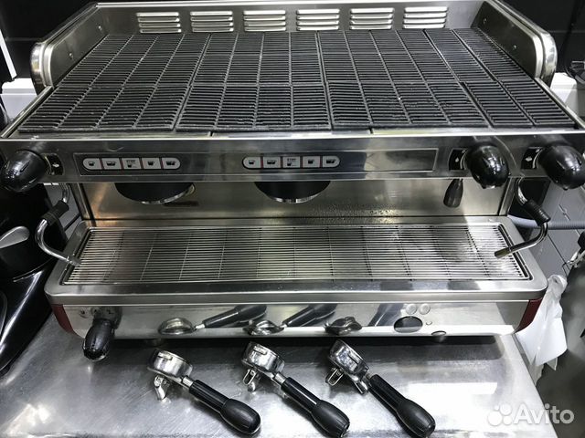 Кофемашина La Cimbali M22 Plus DT/2, кофемолка Кофемашина La Cimbali M22 Plus DT/2, кофемолка
