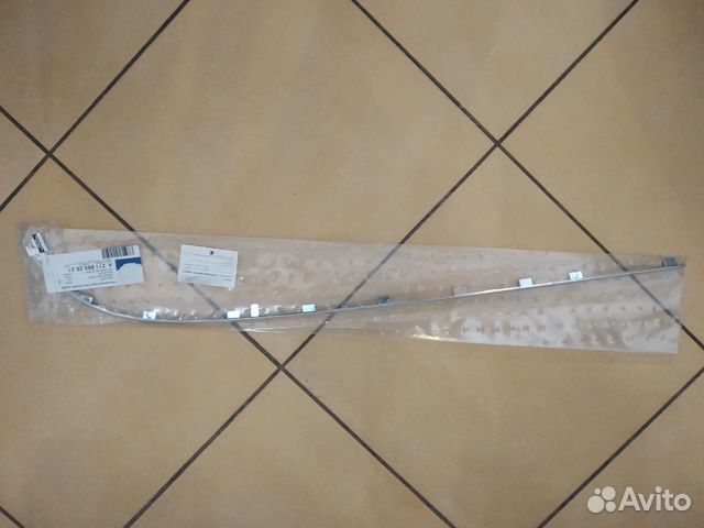 Мерседес W211 Молдинг бампера правый задний