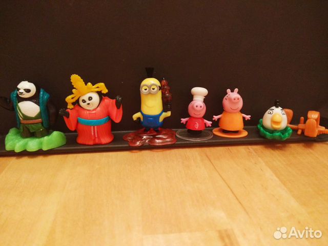 Игрушки из киндеров Игрушки из киндеров