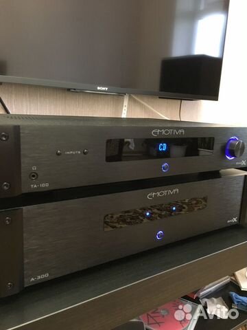Усилитель Emotiva A-300 Усилитель Emotiva A-300