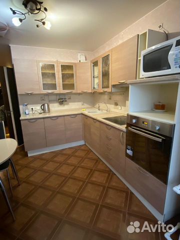 2-к квартира, 65 м², 2/10 эт.