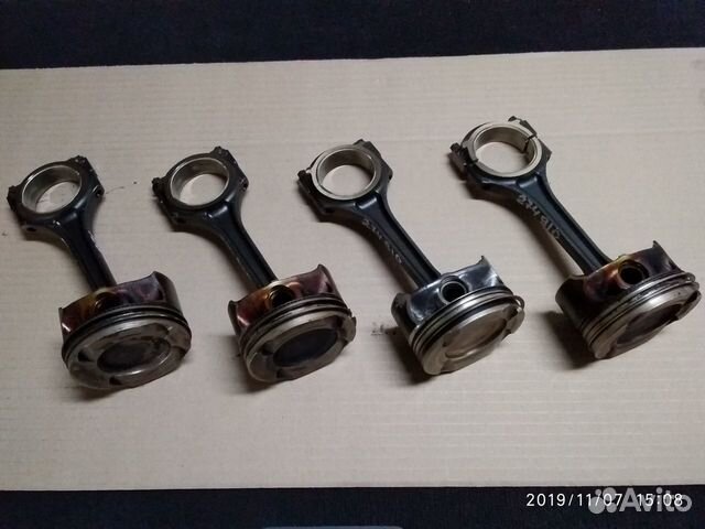 Поршень Mercedes M274.910