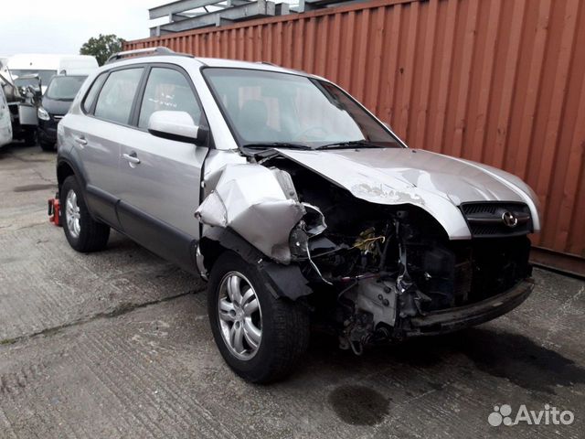 В разборе Hyundai Хендай Tucson Туссон 2005