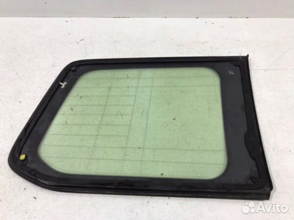 Стекло заднее левое Toyota Land Cruiser 200