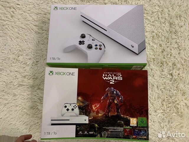 XBox One S 1Tb Много игр