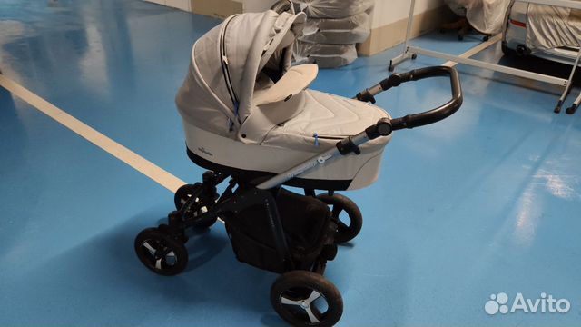 Коляска Baby Design Husky c автолюлькой Baby Коляска Baby Design Husky c автолюлькой Baby