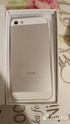 Телефон iPhone 5 s Телефон iPhone 5 s