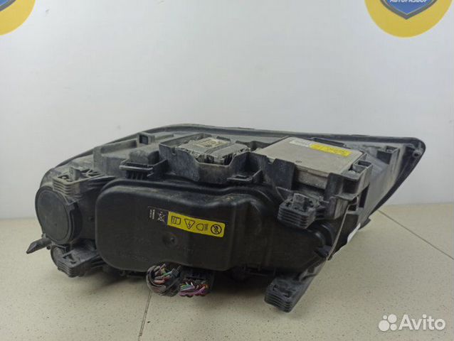 Фара правая Volvo Xc70 2008