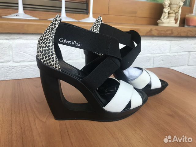 Босоножки женские Calvin Klein