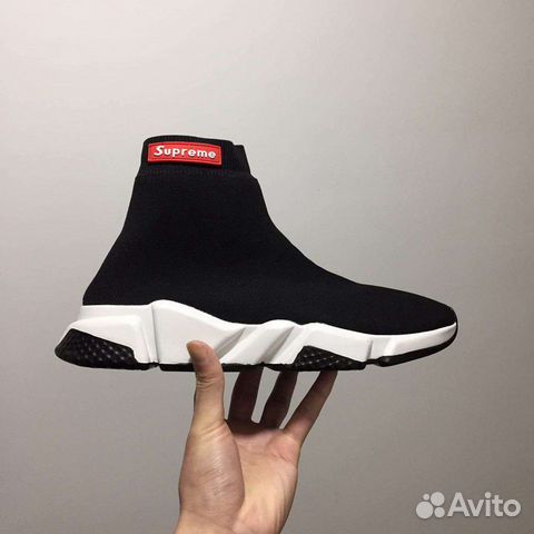 balenciaga speed trainer supreme