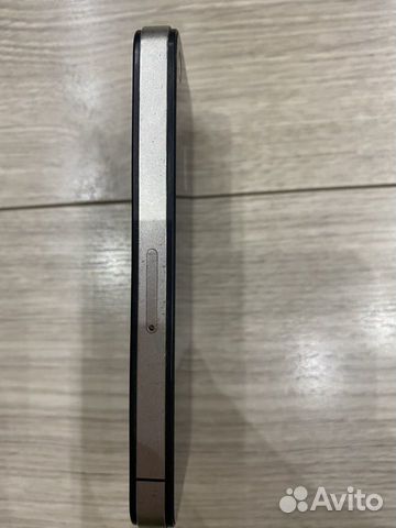 Телефон iPhone 4, 16 Телефон iPhone 4, 16