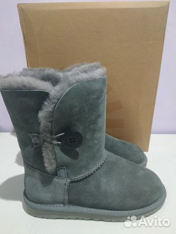 UGG Bailey Button Угги с одной пуговкой серые UGG Bailey Button Угги с одной пуговкой серые