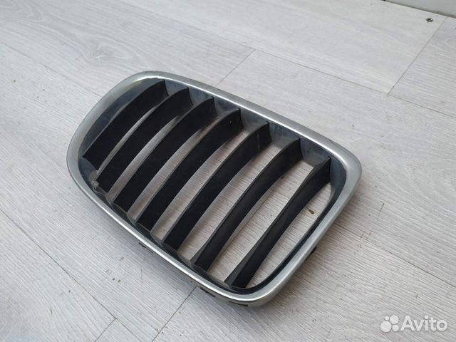 Решетка радиатора 51112993307 BMW X1 E84