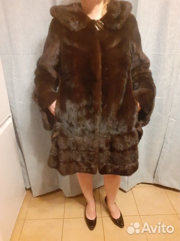 Шуба норковая с капюшоном Шуба норковая с капюшоном