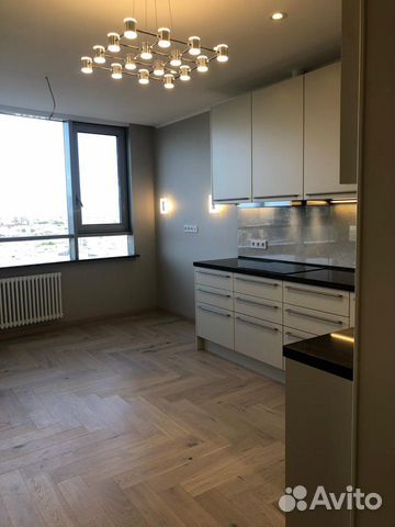 2-к квартира, 80 м², 18/25 эт.