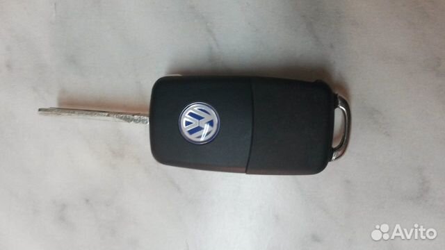 Ключ зажигания W фольцваген гольф 2009г