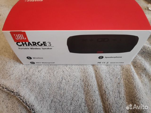 JBL колонка цвет хаки JBL колонка цвет хаки