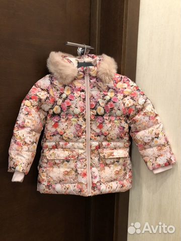 Зимняя куртка на пуху с натуральным мехом 110-116 Зимняя куртка на пуху с натуральным мехом 110-116