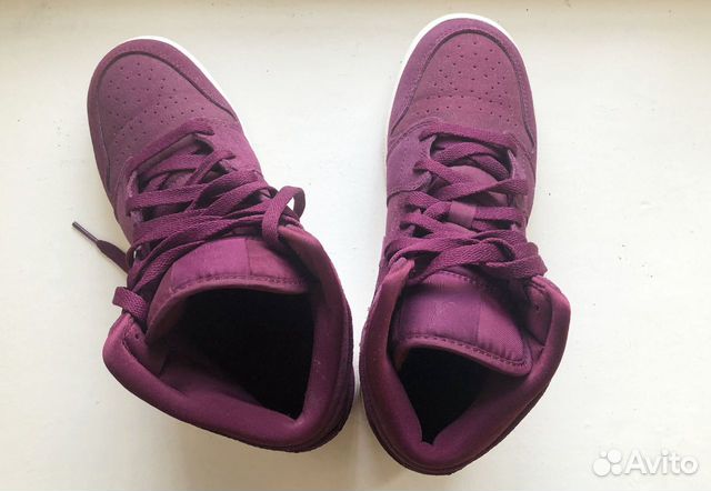Кроссовки Nike Air Jordan, размер 37,5 Кроссовки Nike Air Jordan, размер 37,5