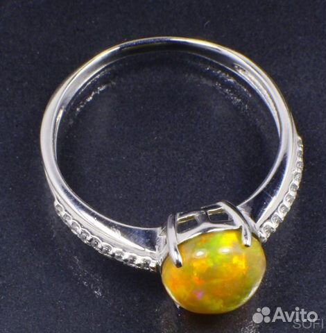 Серебряное кольцо с опалом и фианитом натуральным