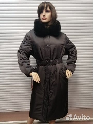 Зимнее пальто с натуральным мехом Зимнее пальто с натуральным мехом