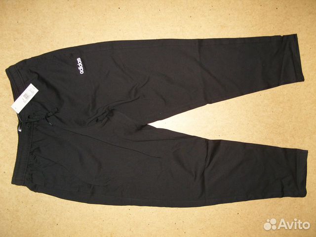 Adidas XL новые брюки 54-56 размер Adidas XL новые брюки 54-56 размер