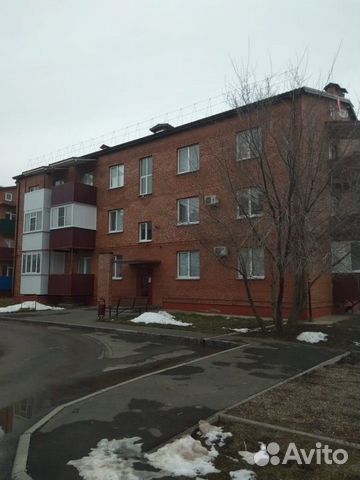 1-к квартира, 35 м², 3/3 эт. 1-к квартира, 35 м², 3/3 эт.