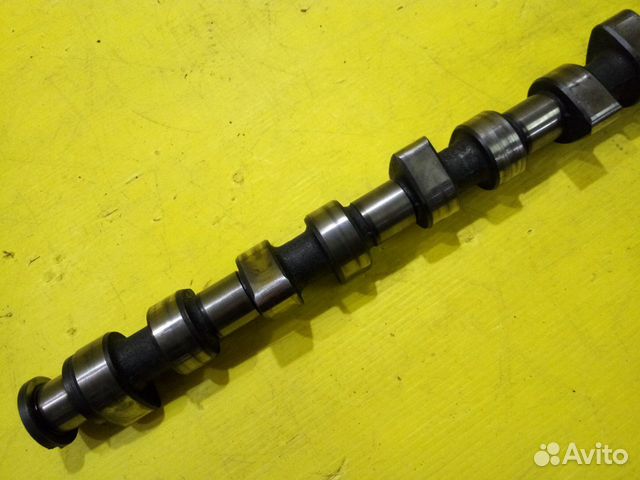 Распредвал 1.9 Audi 80 B4 Passat B3