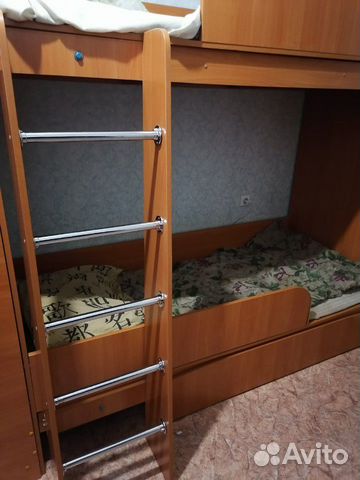 Двухъярусная кровать