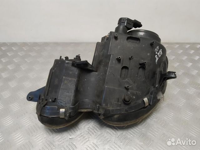 Фара правая Mercedes Benz E W211 2002-2006 Фара правая Mercedes Benz E W211 2002-2006
