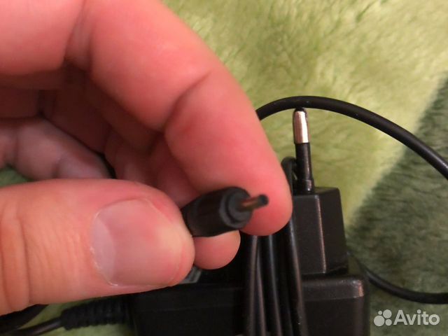 Зарядка Nokia тонкая Зарядка Nokia тонкая